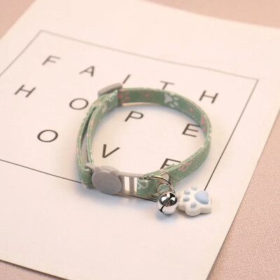 Armas kaelarihm koos kellukesega väikestele koertele Kutsikas, kassipoeg Asjad Aksessuaarid Reguleeritava jalajäljega kassi lahtikäiv kaelarihm