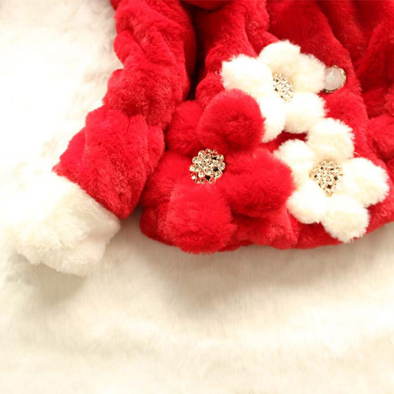 Jauns meitenes ziemas mētelis ar modernu trīsdimensiju lielu ziedu atloku ar garām piedurknēm siltu vilnas džemperi