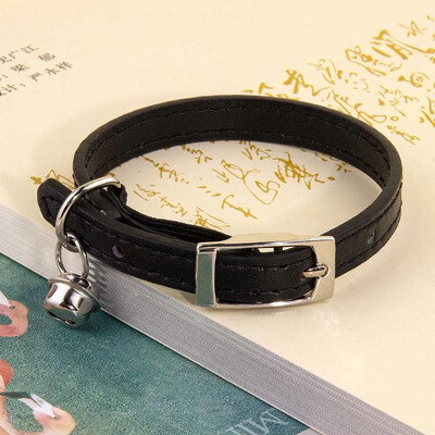 Mīksta PU ādas kaķa kaklasiksna ar zvana drošību pret nosmakšanu kaklasiksnas kaķiem kaķēnu mājdzīvnieku kucēnu kaklarota regulējama XS S sarkana