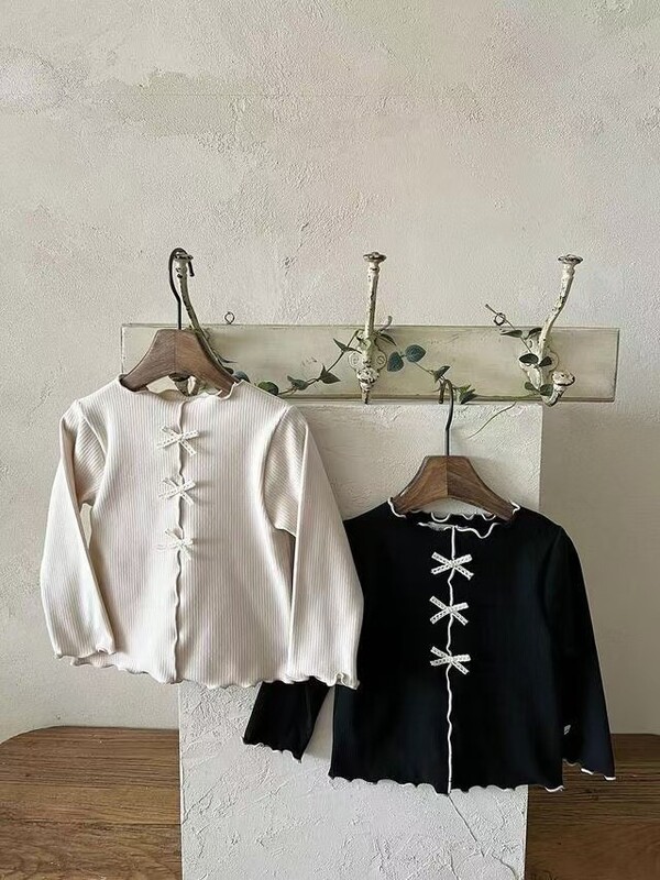 Jesen 2025. Nove dječje majice dugih rukava Jednobojne djevojačke slatke mašne Pamučne donje majice Rebraste majice za dojenčad Dječja odjeća