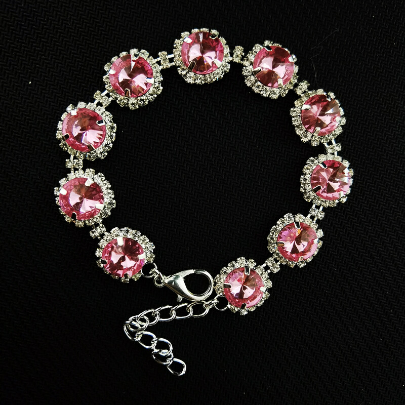 Luksusa Bling Crystal Rhinestone suņu kaķa kaklarota apkakle, regulējama kaķa spīdīga kaklarota rotaslietas mājdzīvniekiem kāzu apģērbu aksesuāri