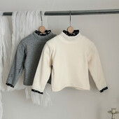 Mazuļu apģērbi 2024. gada ziemas zīdaiņu meitenēm, divslāņu plus flīsa sloksne ar puķainu apakšējo kreklu meitenēm, biezi, silti, garām piedurknēm