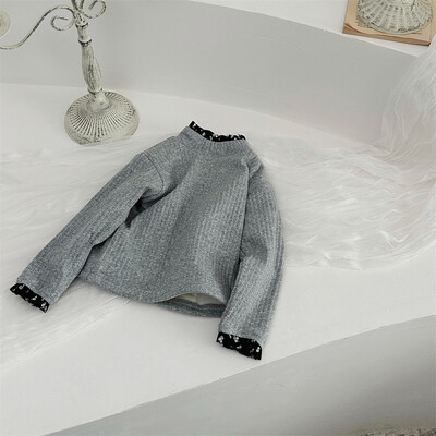 Mazuļu apģērbi 2024. gada ziemas zīdaiņu meitenēm, divslāņu plus flīsa sloksne ar puķainu apakšējo kreklu meitenēm, biezi, silti, garām piedurknēm