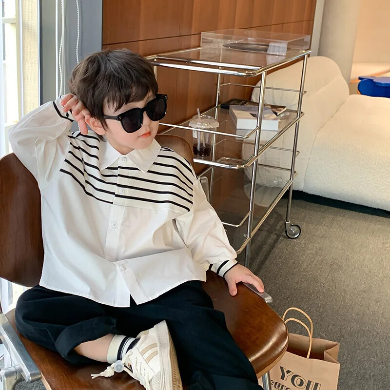 Moderns bērnu 2024. gada pavasara svītrains krekls, brīvi pieguļošs atloka krāsas bloķējošs veste, daudzpusīgs tops zēniem un meitenēm