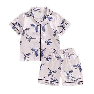 Bērnu meiteņu satīna 2 daļiņu pidžamas komplekts ar celtņa/žirafes apdruku ar īsām piedurknēm, nolaižamiem apkakles topi ar elastīgu jostasvietu, šorti, naktsveļa