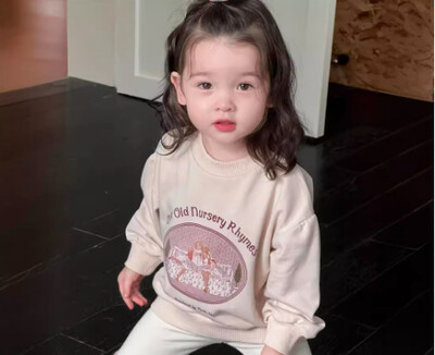 2024. gada rudens, jauni, meiteņu džemperi, jauki multfilmu apdrukas zīdaiņu kompozīcijas topi ar garām piedurknēm 0–3 g. bērnu apģērbi