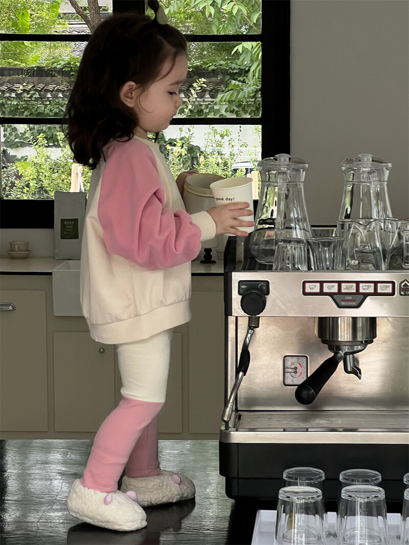 2024. gada rudens, jauni, meiteņu džemperi, jauki multfilmu apdrukas zīdaiņu kompozīcijas topi ar garām piedurknēm 0–3 g. bērnu apģērbi