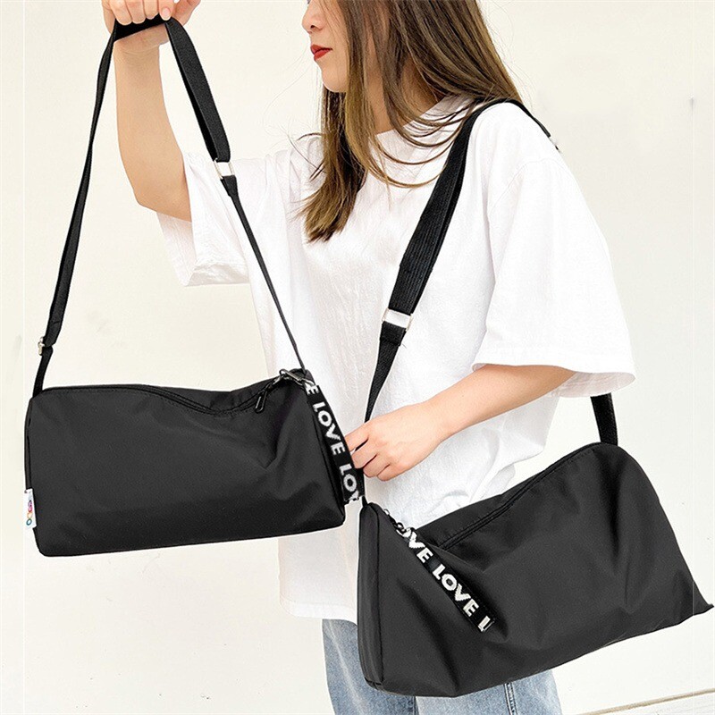 Naiste jõusaalikott veekindel treeningkott välistingimustes kasutamiseks mõeldud reisikott Meeste sportlikud ujumiskotid ülikerged jooga jõusaali spordiseljakott