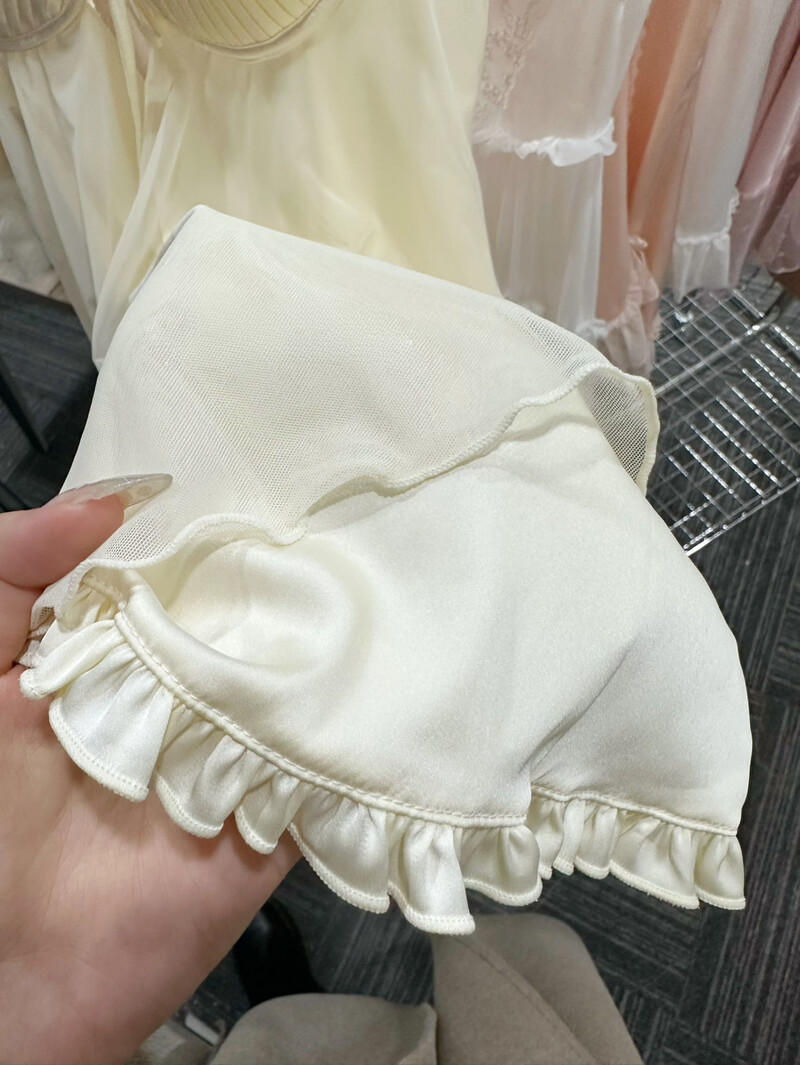 Új francia hálóing mellkaspárnával Szexi fehérnemű Ice Silk hálóing Női hálóruha Kényelmes pizsama Tündér társalgóruha