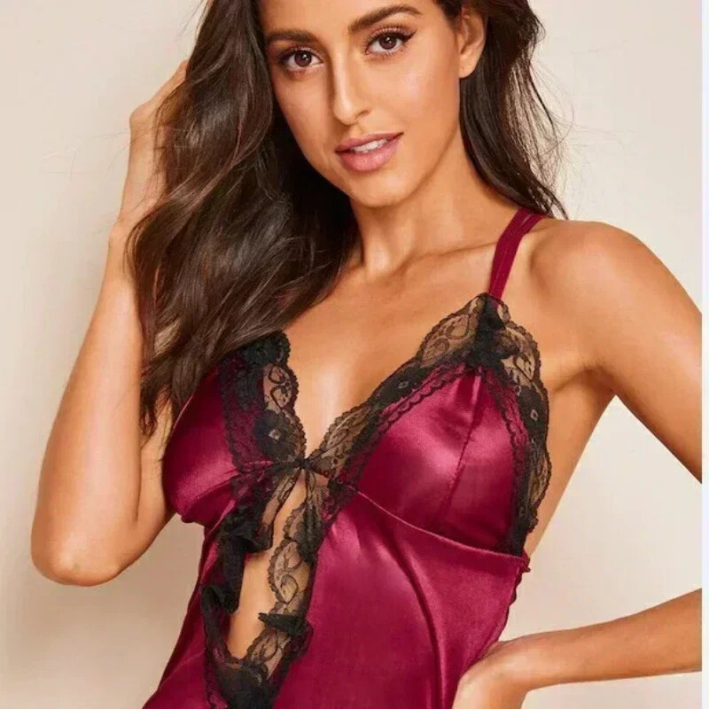 Az új női nyári jégselyem hálóing, szexi viselhető a köntös vékony, hosszú ujjú koreai változata kötőfékes otthoni viselettel