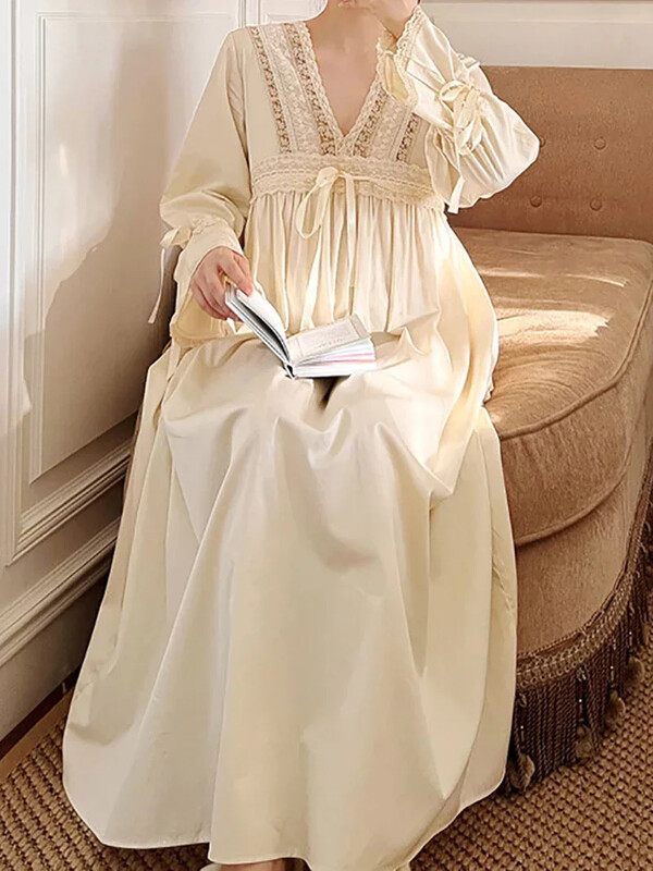 Moteriška vintažinė princesė naktinė suknelė pavasario rudens grynos medvilnės V formos kaklo raukiniai Suvarstyti Viktorijos laikų pasakų miegui Pižamos naktinukai