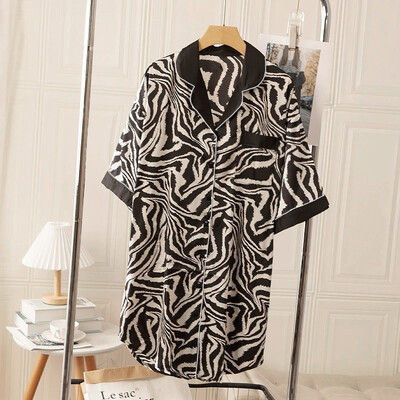 Karikatūras apdrukas sieviešu naktskrekli 2024. gada mākslīgā zīda satīna naktssvārki Jauni guļamsvārki Vasaras naktskrekli Naktskleita guļamveļa pidžama