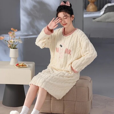 Rudens ziemas biezināts ar flīsa oderi jauks multfilmu vidēja garuma naktskrekls sieviešu naktskrekls lielizmēra mājas apģērbs naktskleita