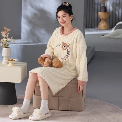 Rudens ziemas biezināts ar flīsa oderi jauks multfilmu vidēja garuma naktskrekls sieviešu naktskrekls lielizmēra mājas apģērbs naktskleita