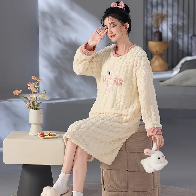 Rudens ziemas biezināts ar flīsa oderi jauks multfilmu vidēja garuma naktskrekls sieviešu naktskrekls lielizmēra mājas apģērbs naktskleita