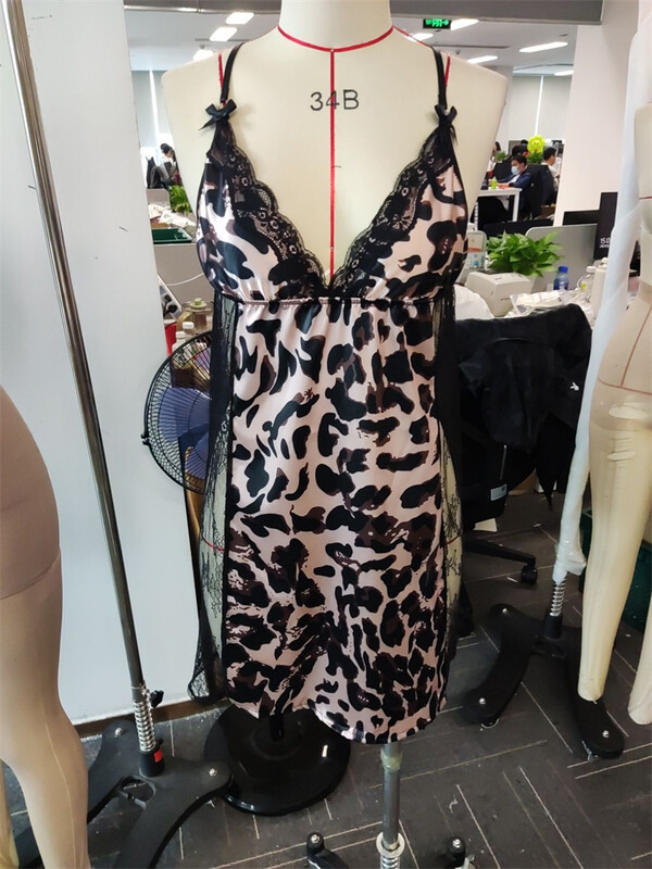 SFY2719 Jaunums Sieviešu mežģīņu naktskrekls bez aizmugures Lielizmēra Leoparda drukas vilinoša caurspīdīga sieviešu apakšveļa