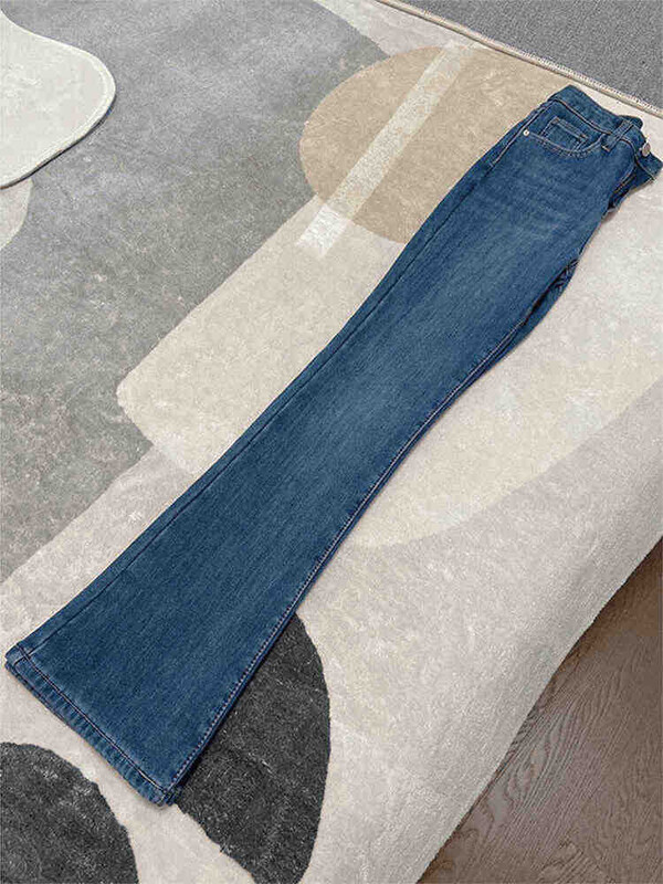 Retro mėlynos spalvos platėjantys džinsai 2025 m. moteriški pavasario rudeniniai naujos džinsinės kelnės aukštu juosmeniu korėjietiškos moteriškos elastingos plonos džinsinės kelnės