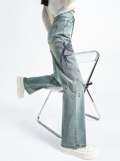 2024 m. vasara Nauji moteriški džinsai su aukštu juosmeniu, siuvinėti madingi, ploni džinsiniai kelnės tiesiomis kojomis Retro stiliaus laisvalaikio moteriški drabužiai