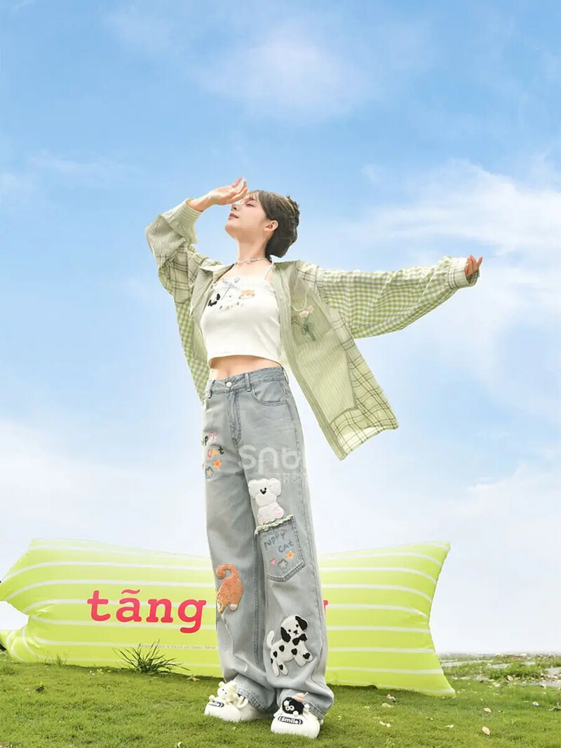 Rudens modes izšūts savārstījums Jauki meiteņu džinsi ar augstu vidukli Sieviešu brīvs ikdienas ielas apģērbs Taisnas, platas bikses sievietēm