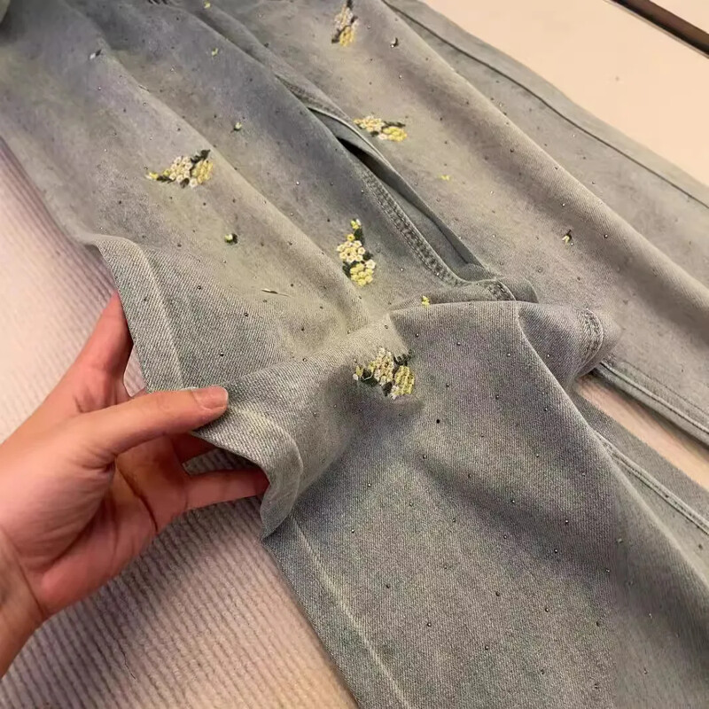 Nyári új stílusú hímzett széles szárú farmer női nagyméretű bő szabású karcsúsító magas derekú nadrág kínai country stílusú