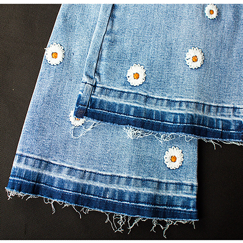 Moteriškos margaspalvės siuvinėtos džinsinės kelnės Moteriškos naujos prašmatnios ilgos mados asmenybės klasikinės universalios platėjančios džinsinės kelnės moterims