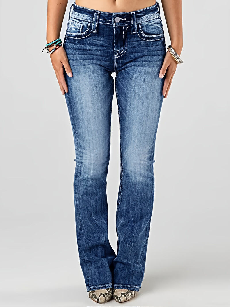 Išsiuvinėtus džinsus „Amazon Spot“ galima įsigyti tik Europos amerikiečių drabužių pramonei, skalbtoms tamprioms džinsinėms kelnėms