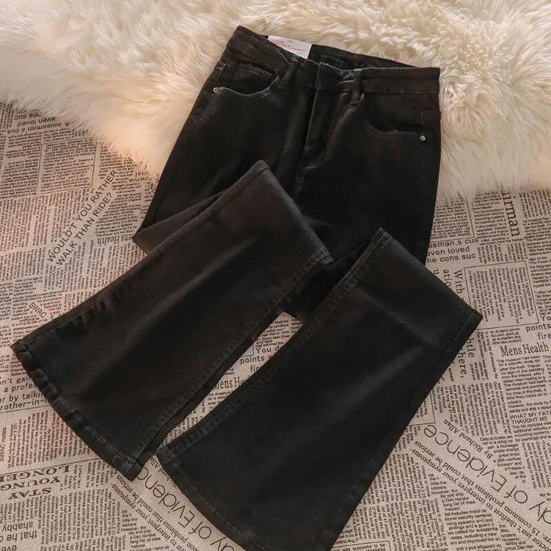 Madingi ploni džinsai su aukštu juosmeniu Moteriškos plonos šviesios džinsinės kelnės su mažu plotu rudeniui/žiemai