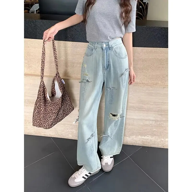 2024. aasta uued salendavad kõrge vöökohaga teksad Naiste litritega vibu, lõhestatud disain mõistliku kellukesega põhjaga, mitmekülgse drapeeritud disainiga teksapüksid