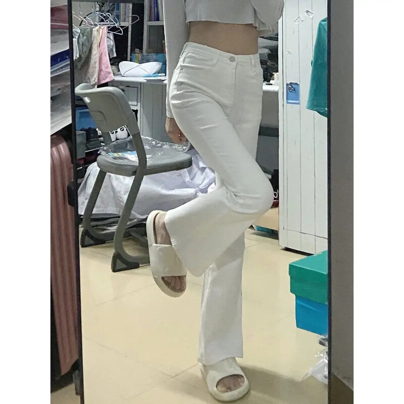 Baltos tiesios kojos džinsai moteriškos aukštu juosmeniu elastingos liekninančios kelnės Microflare juosmens linija susmulkinti antblauzdžiai mada