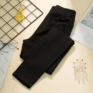 Must 6XL Naiste elastne vöökoht Teksad Kevad sügis Slim Stretch Pliiats Teksad Täiesti sobiv vabaaja naiste poiss-sõbra teksapüksid