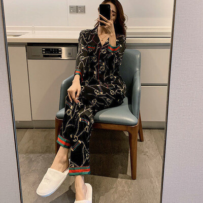 Naiste jääsiidist pikkade varrukatega pidžaamad kodurõivad Naiste Korea versioon suurest õhukesest siidist mugavatest naisterõivastest Ms.