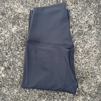 Ühevärviline seljatasku kõrge vöökohaga Jooga säärised Naiste sport Kärbitud püksid Või Sportlik jõusaal Põhjalik treening Jooks