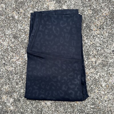 Ühevärviline seljatasku kõrge vöökohaga Jooga säärised Naiste sport Kärbitud püksid Või Sportlik jõusaal Põhjalik treening Jooks