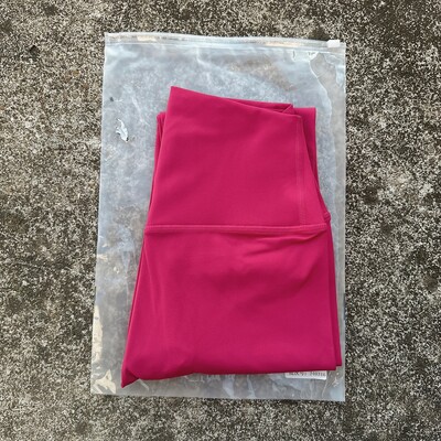 Ühevärviline seljatasku kõrge vöökohaga Jooga säärised Naiste sport Kärbitud püksid Või Sportlik jõusaal Põhjalik treening Jooks