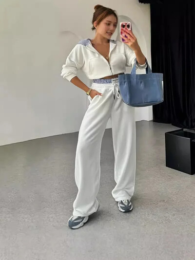 Naiste dressid Kapuutsiga tõmblukud Pusad Triibulised taskud Pingutusnöörid Sirged püksid Kahest osast Komplektid Paksud Sport vabaaja