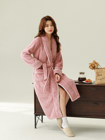Sügistalvine öösärk kahepoolne samet Love Hotel hommikumantel pluss pikk korall-sametist hommikumantel, mugav mõlemale mehele, naistele