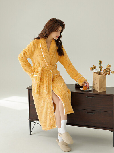 Öösärk Kahepoolne Velvet Love Hotel Hommikumantel Sügis Talv Plus Pikk Coral Velvet Rüü Öösärk Mugav Mõlemale Meestele Naistele