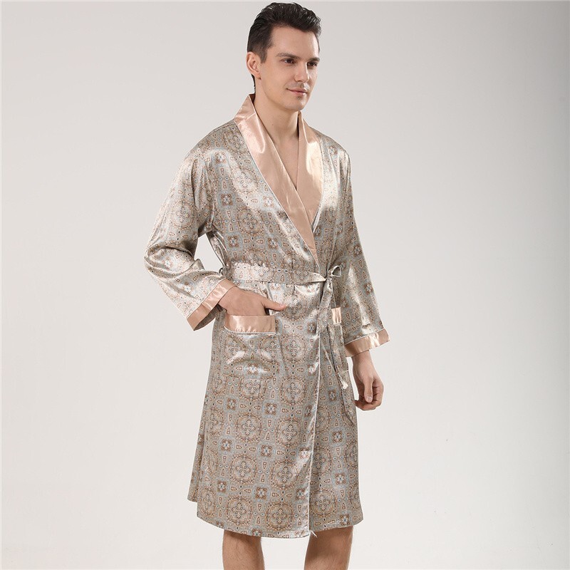 Gultasveļa Liela izmēra 3XL-5XL Vīriešu kimono halāts Vasaras Satīna Peldmētelis Apdrukāts Naktsveļa ar Jostu Atloks Lounge Wear Naktskrekls