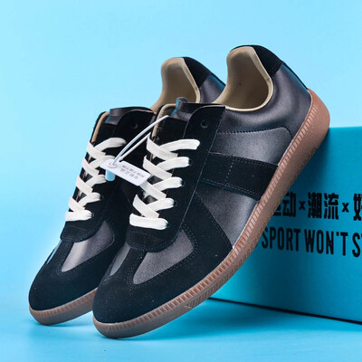 Mugavad, kulumiskindlad, vabaaja ja kerged tossud paaridele, uued suvised retrokingad