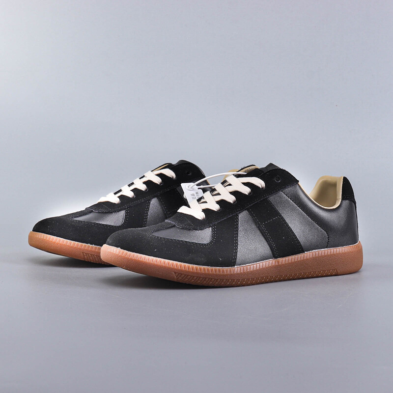 Mugavad, kulumiskindlad, vabaaja ja kerged tossud paaridele, uued suvised retrokingad