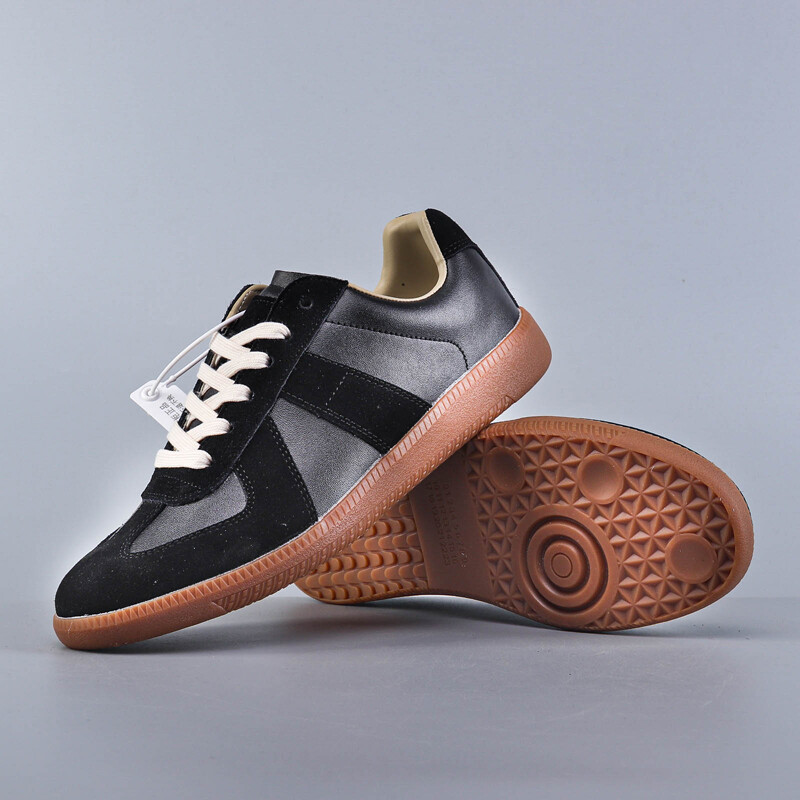 Mugavad, kulumiskindlad, vabaaja ja kerged tossud paaridele, uued suvised retrokingad