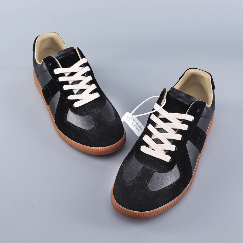 Mugavad, kulumiskindlad, vabaaja ja kerged tossud paaridele, uued suvised retrokingad