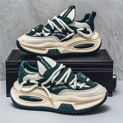 Moeplatvorm Vulkaniseeritud tossud Meeste Korea vabaajajalatsid Meestele Tänava stiilis Tursked sotsiaalsed Meeste tossud Meeste Punk