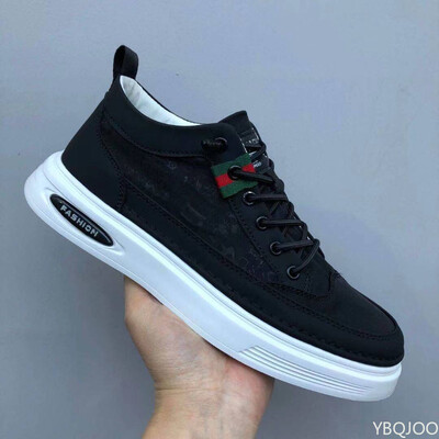 Jaunas vīriešu audekla Kurpes Modes ērtas Sporta kurpes Modernas daudzpusīgas vīriešu kurpes Viegli neslīdoši elpojoši apavi Homme