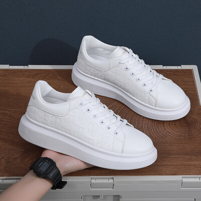 Vabaajajalatsid Meeste 2024 Uus saabumine Paeltega vabaaja tossud Kõrgendatud meeste lauajalatsid Mitmekülgsed nahast paksu tallaga muffinikingad