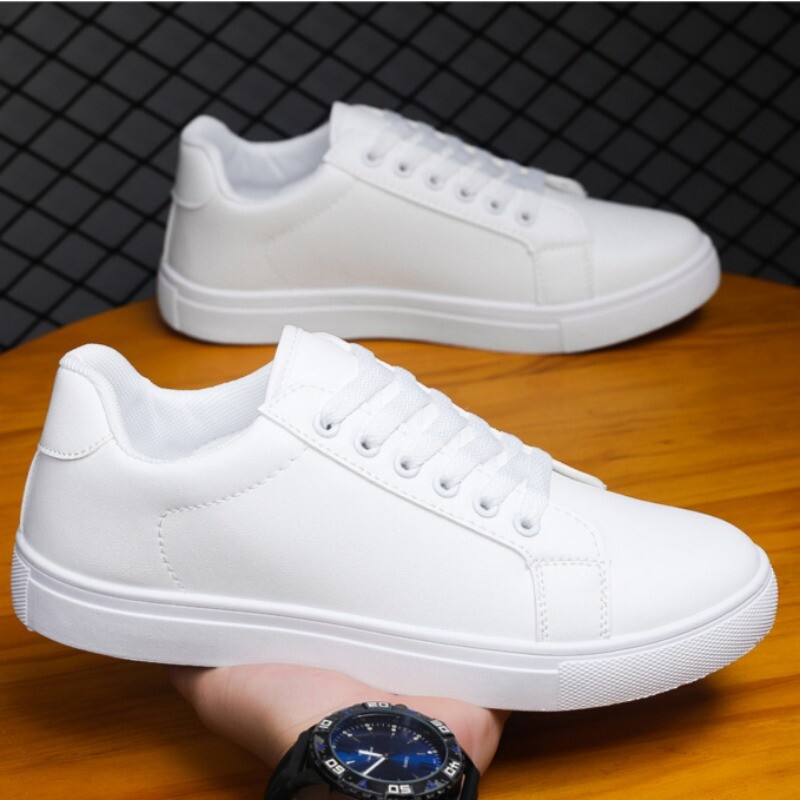 Prabangių prekių ženklų vyriški avalynė Laisvalaikio odiniai batai Suvarstomi plokščiai Tendencija Neslystantys sportbačiai Žemi vulkanizuoti batai Didesnio dydžio 48 batai