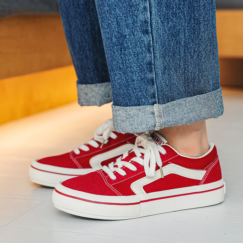 Karštas išpardavimas Klasikiniai raudoni vyriški drobiniai batai Madingi suvarstomi vyriški drobiniai sportbačiai Hiphopo riedlenčių laisvalaikio batai Vyriški vulkanizuoti batai