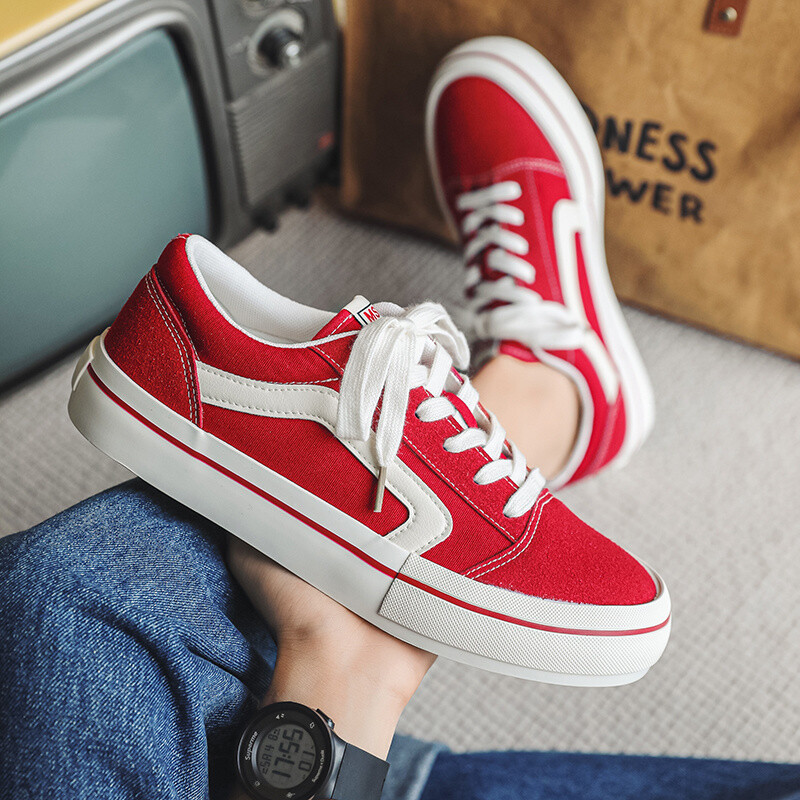 Karštas išpardavimas Klasikiniai raudoni vyriški drobiniai batai Madingi suvarstomi vyriški drobiniai sportbačiai Hiphopo riedlenčių laisvalaikio batai Vyriški vulkanizuoti batai