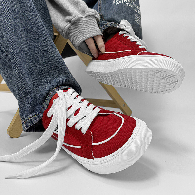 2025. gada Sarkanas audekla apavi vīriešiem Oriģinālas zemas vīriešu auduma kedas Komforta platforma Vīriešu skeitborda kedas zapatillas de lona