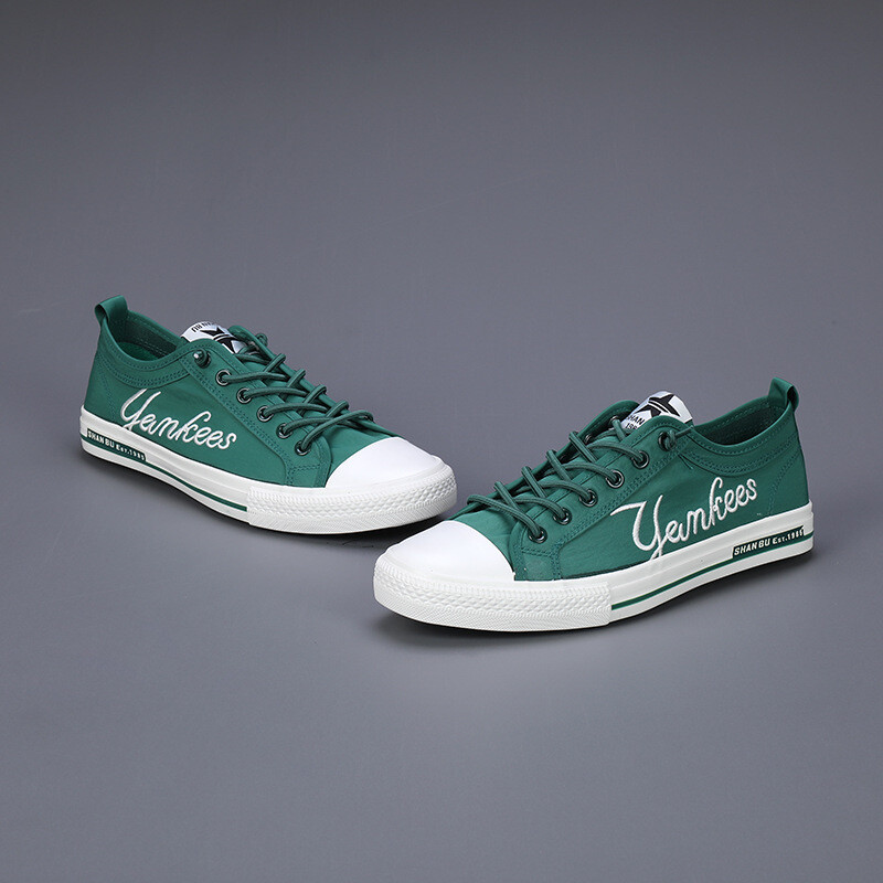 Rudens madingi vyriški laisvalaikio batai Patogūs siuvinėti drobiniai sportbačiai Vyriški lengvi žemi plokščiapadžiai batai vyrams Zapatillas Lona Hombre